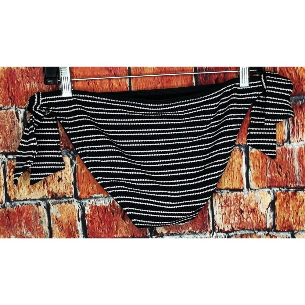 Athleta Stripe Saharatie Black White Women’s Medium Tie Bikini Bottom Swimsuit - Picture 3 of 4